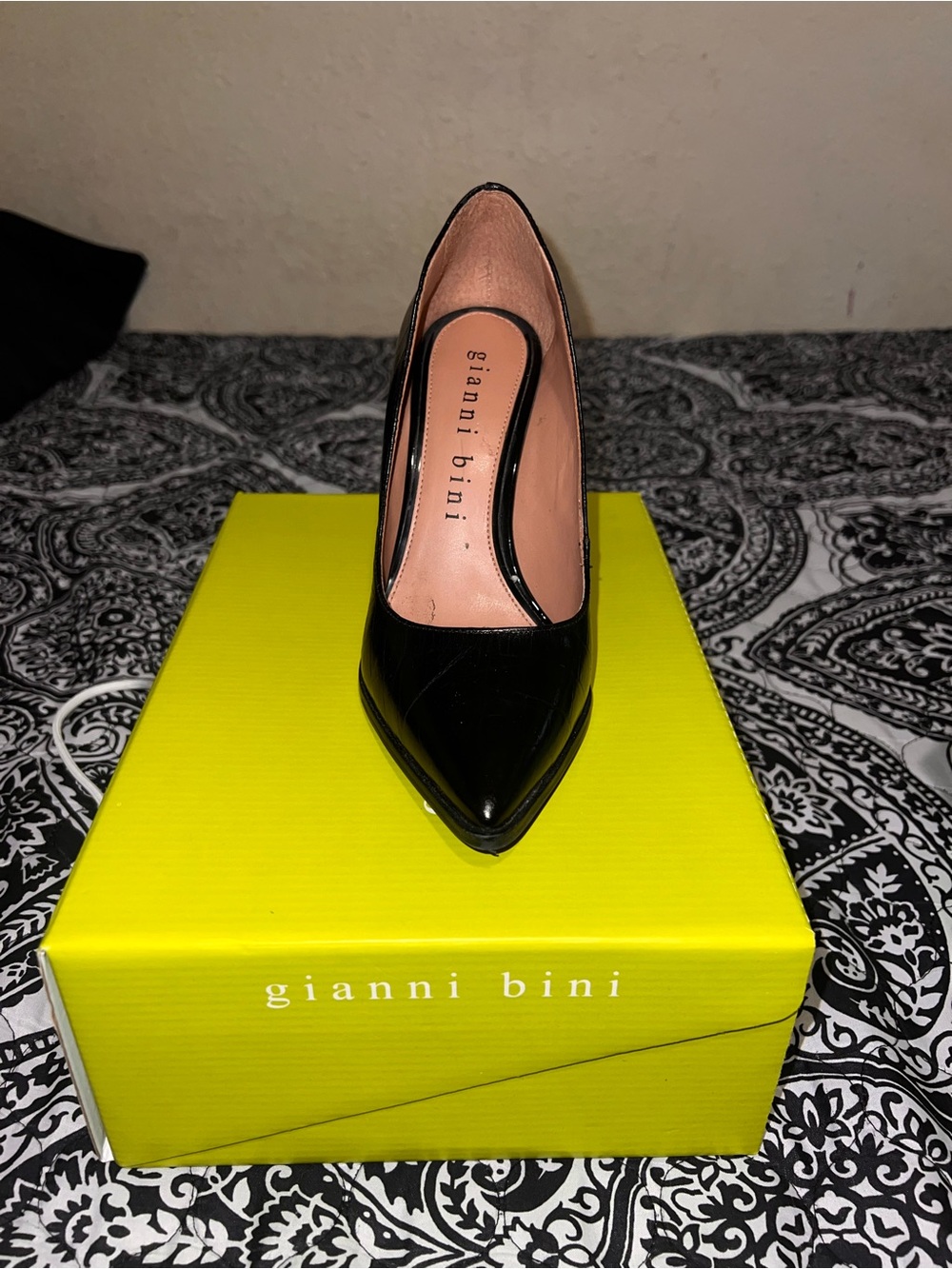 Gianni Bini Black Patent Pointed Toe Pump